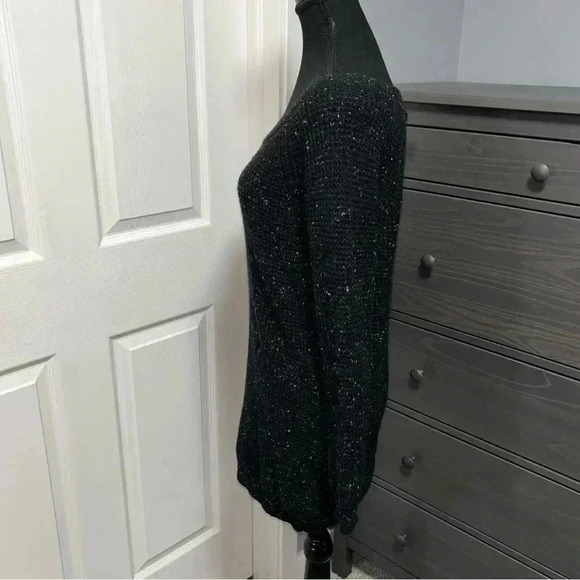 Aritzia - Talula  Sweater - Picture 2 of 5